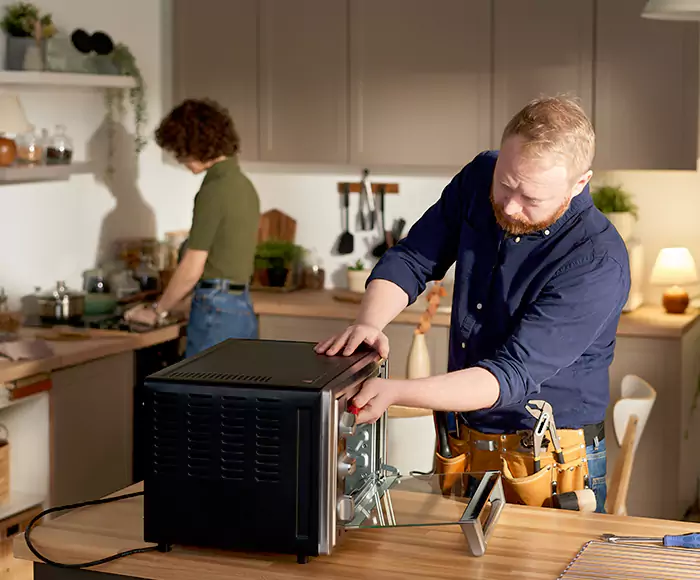 Top-Rated Oven Specialists: Your Certified Oven Repair Technician Crew in Torrington, CT